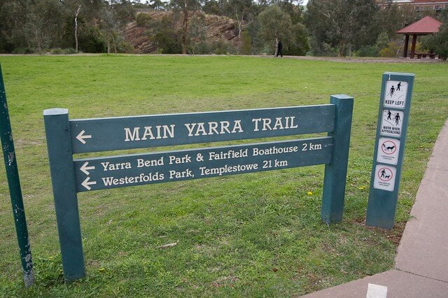 Sign along the Main Yarra Trail
